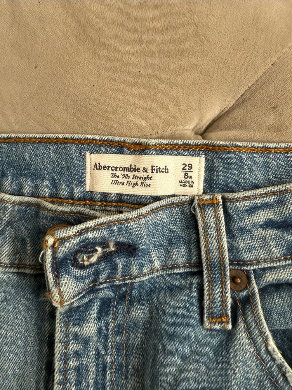 Abercrombie & Fitch Light Blue Straight-Leg Women's Jeans - Picture 3 of 3